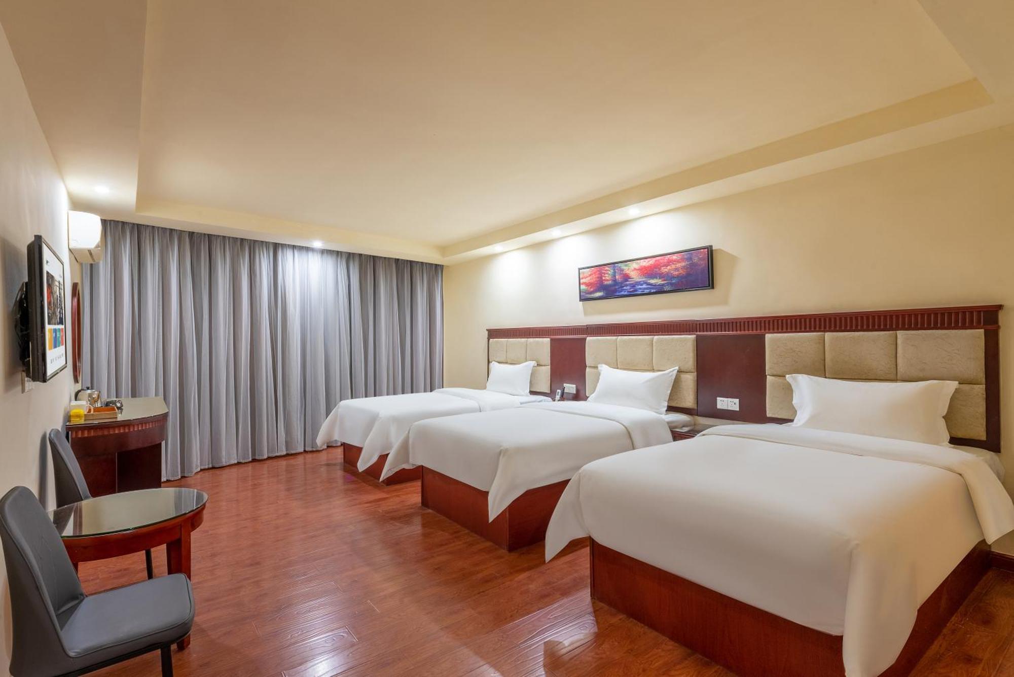 Huahang Hotel - Guangzhou Baiyun International Airport - Free Airport Shuttle Bus Eksteriør billede